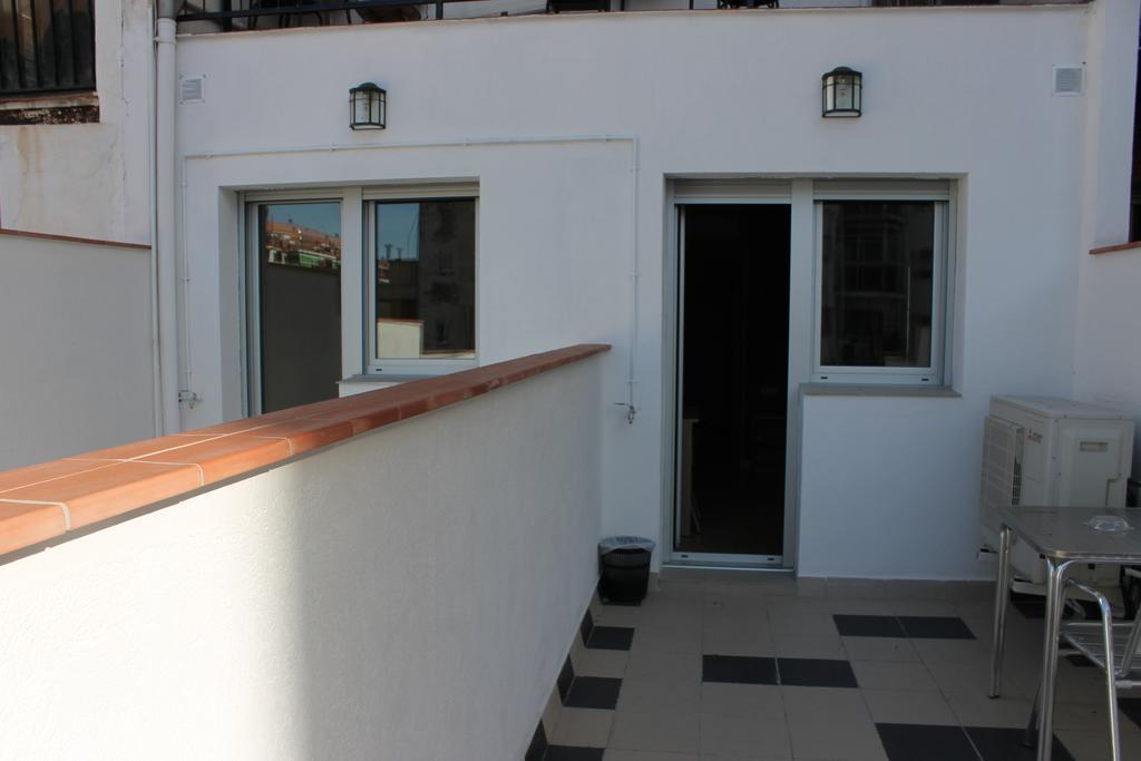 Hostal Cal Siles El Prat de Llobregat Exteriör bild